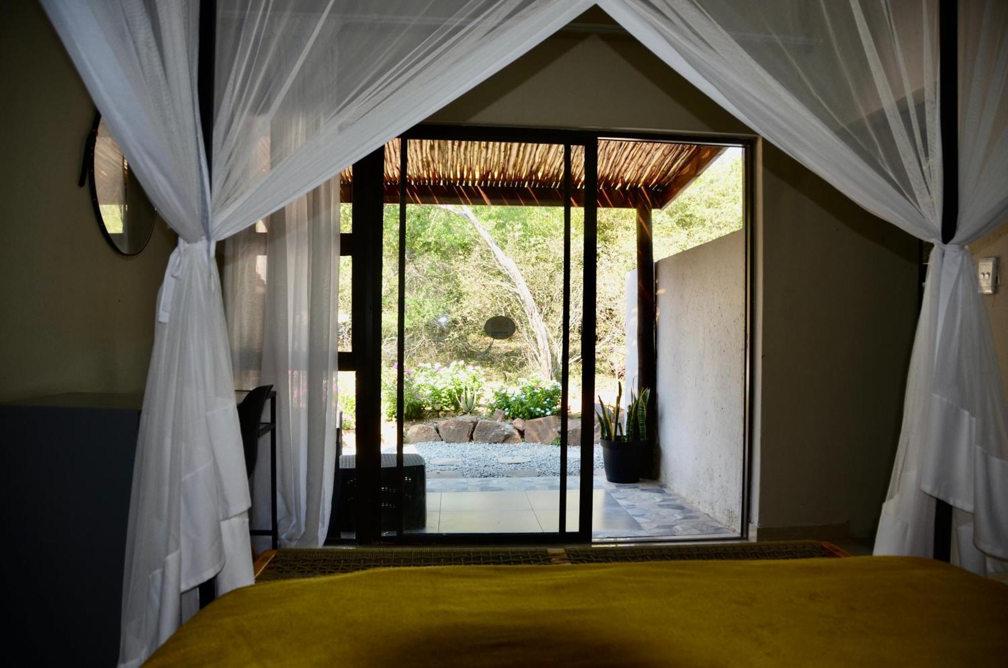 Kholiwe On Kruger Lodge & Safaris Марлот Парк Екстериор снимка